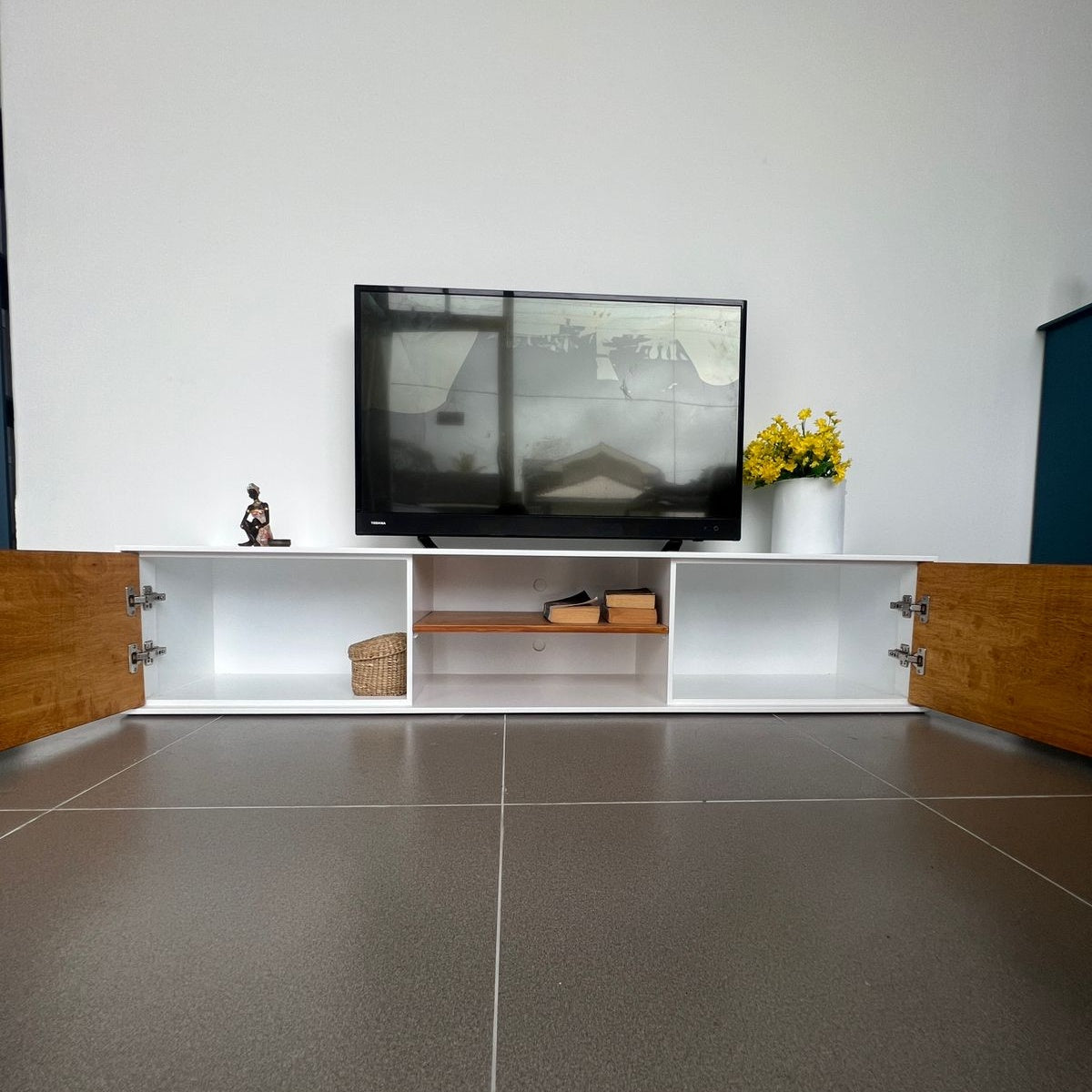 Evo TV Console