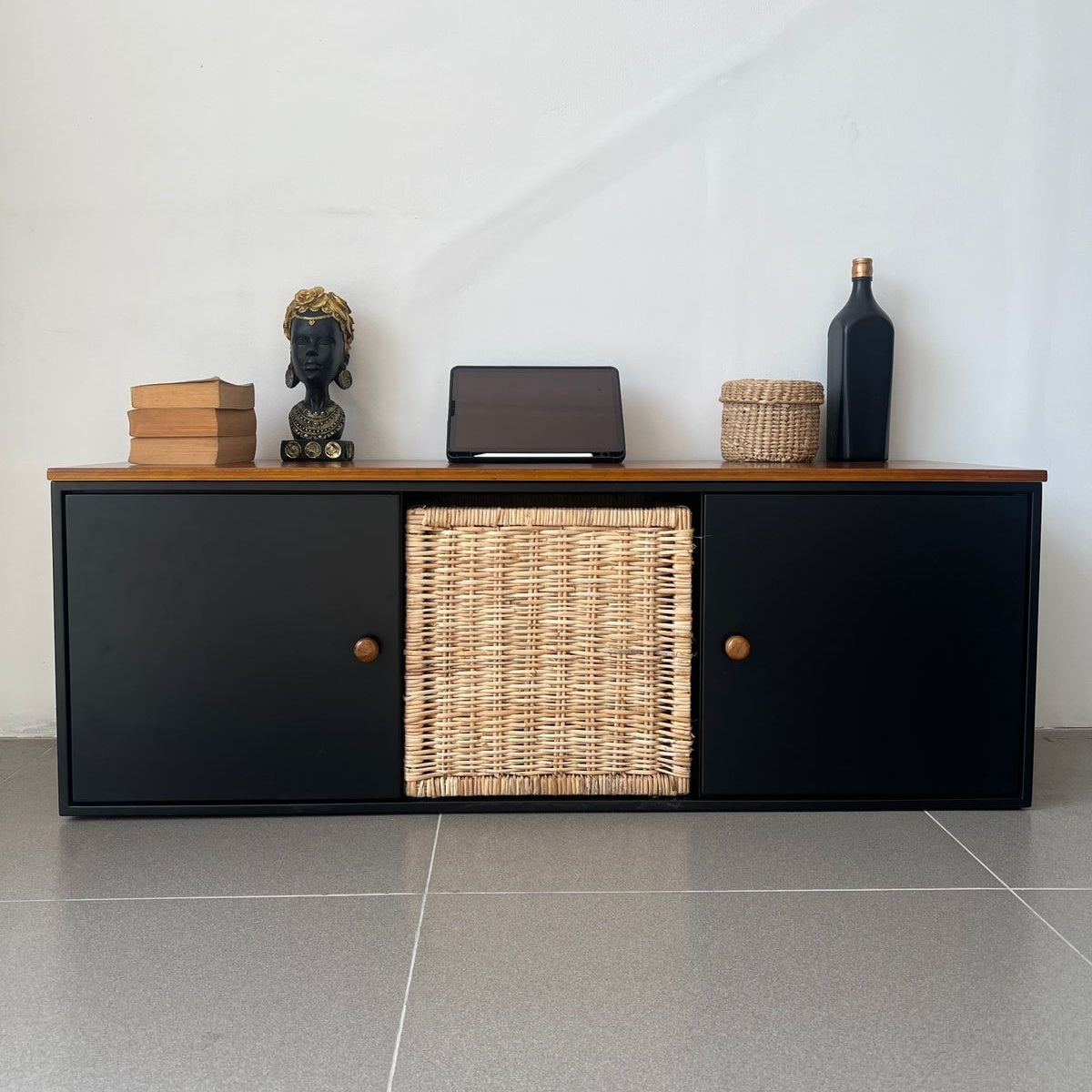 Leo Console