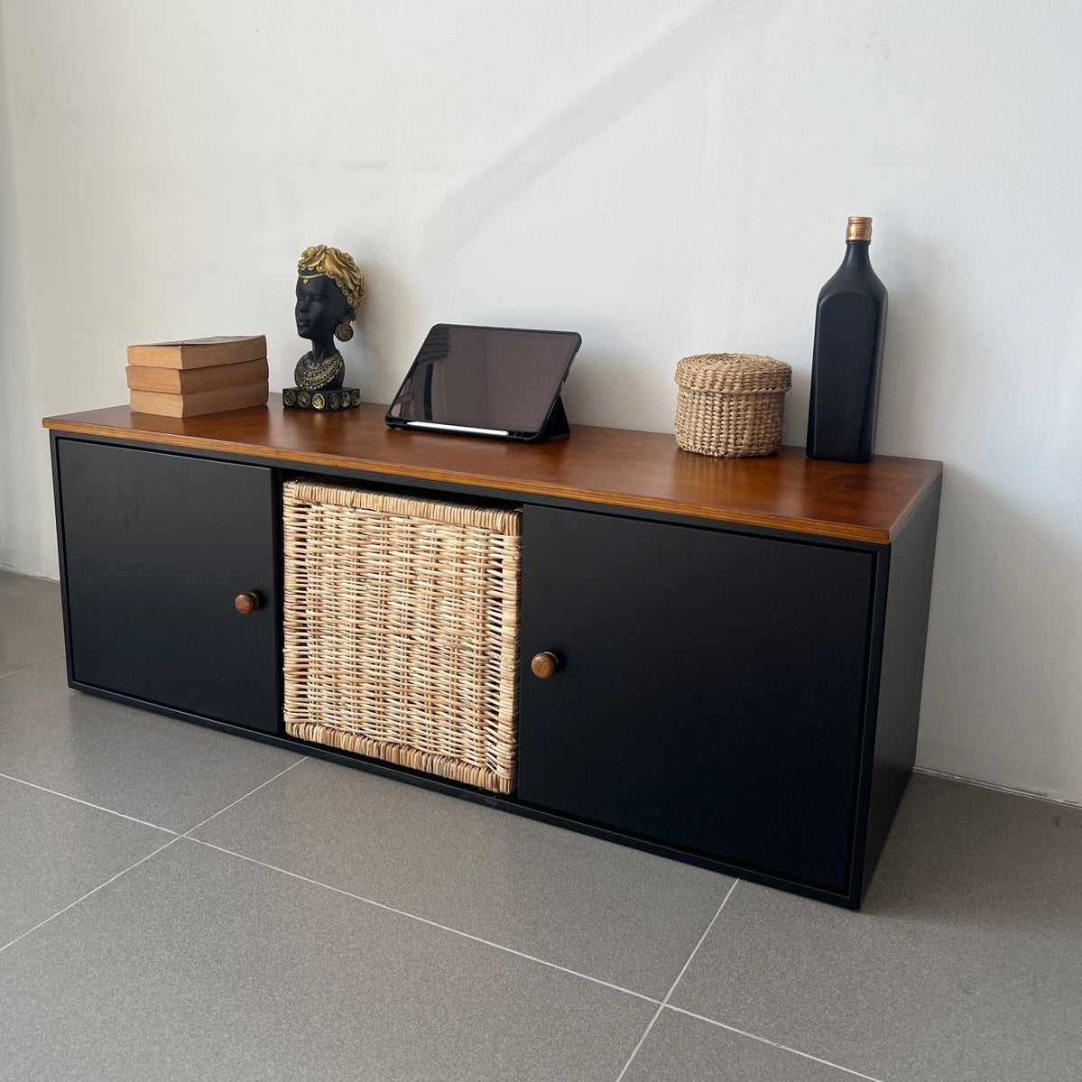 Leo Console