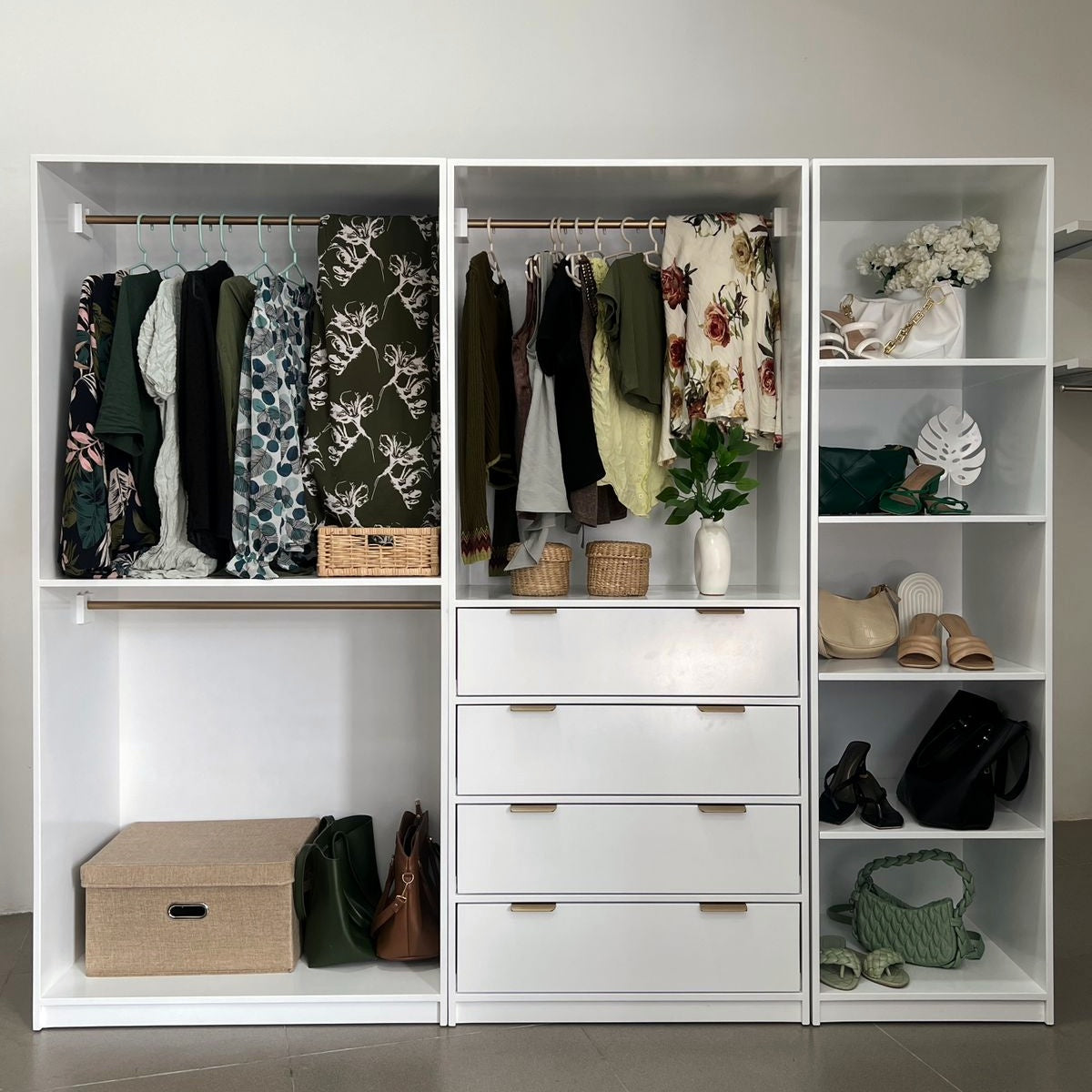 Lori Open Closet