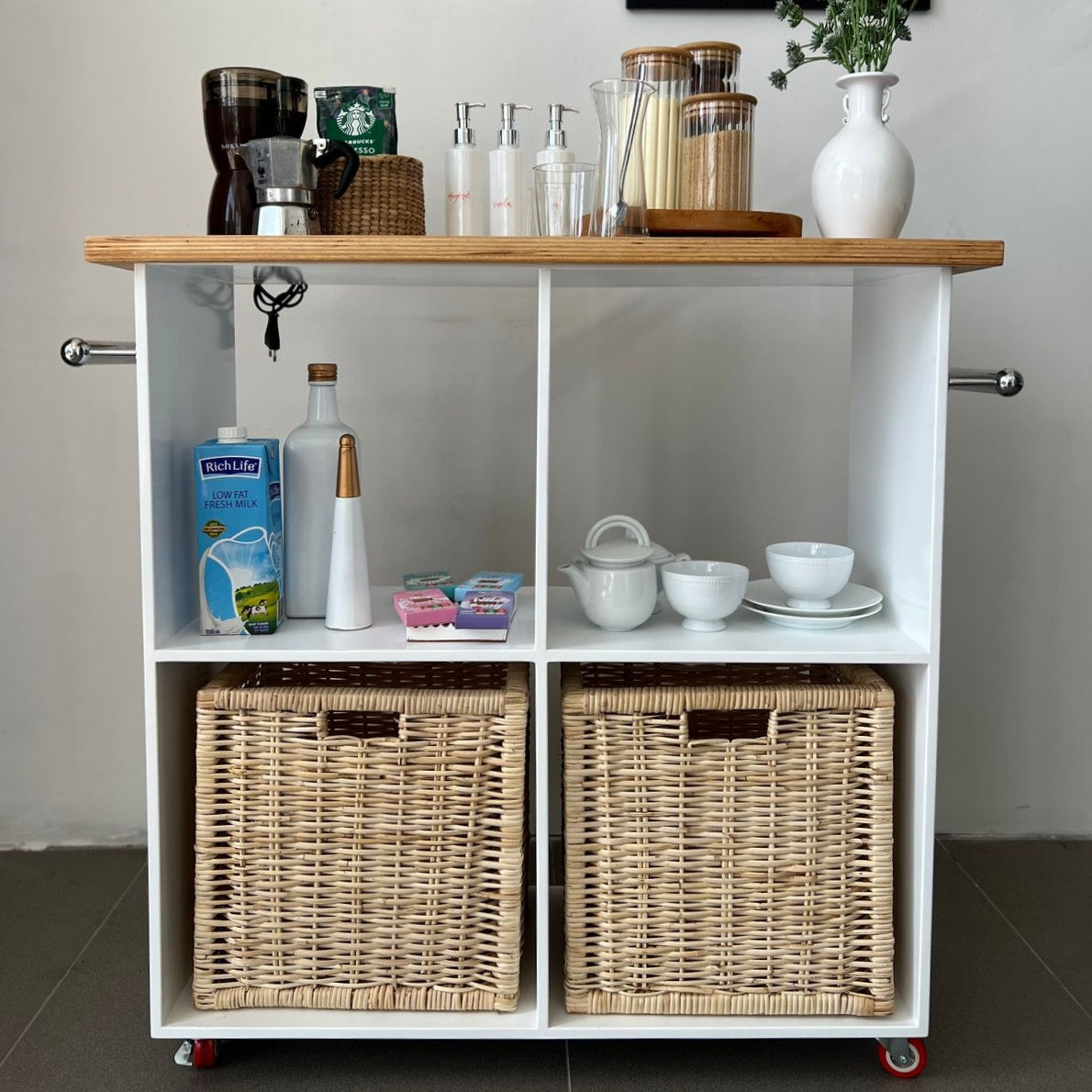 Leo Coffee Station