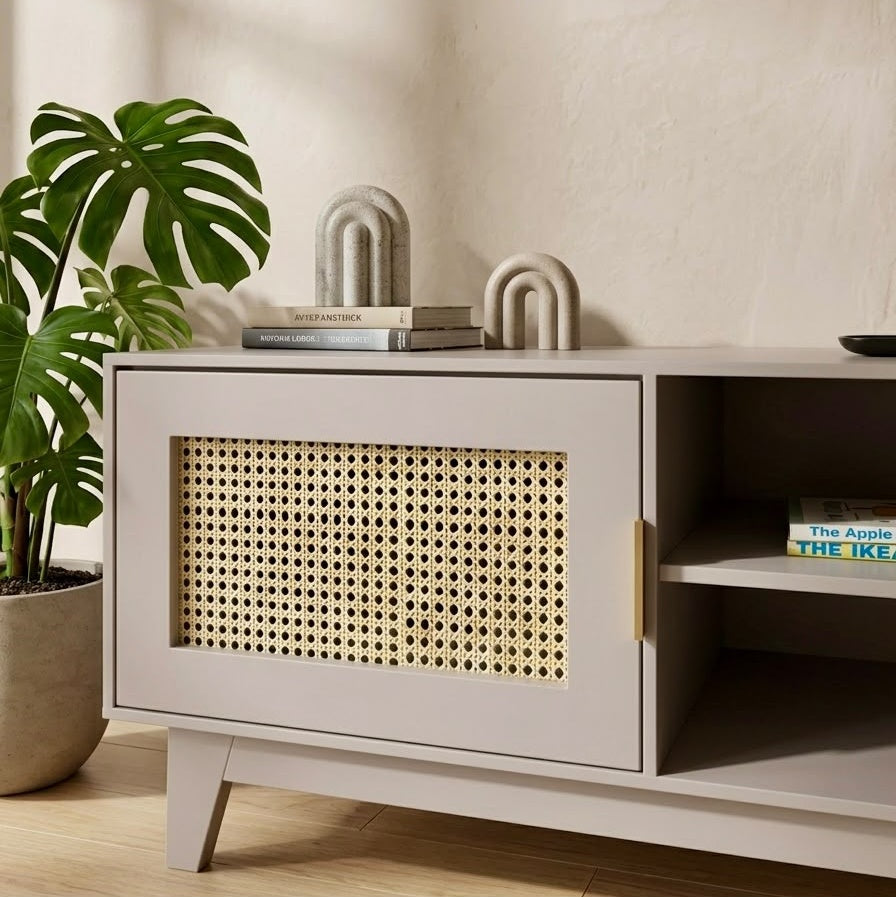 Iris TV Console
