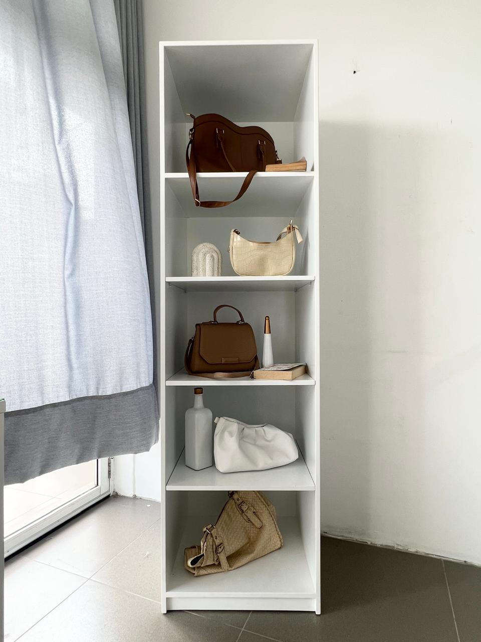 Lori Open Closet - Unit 03