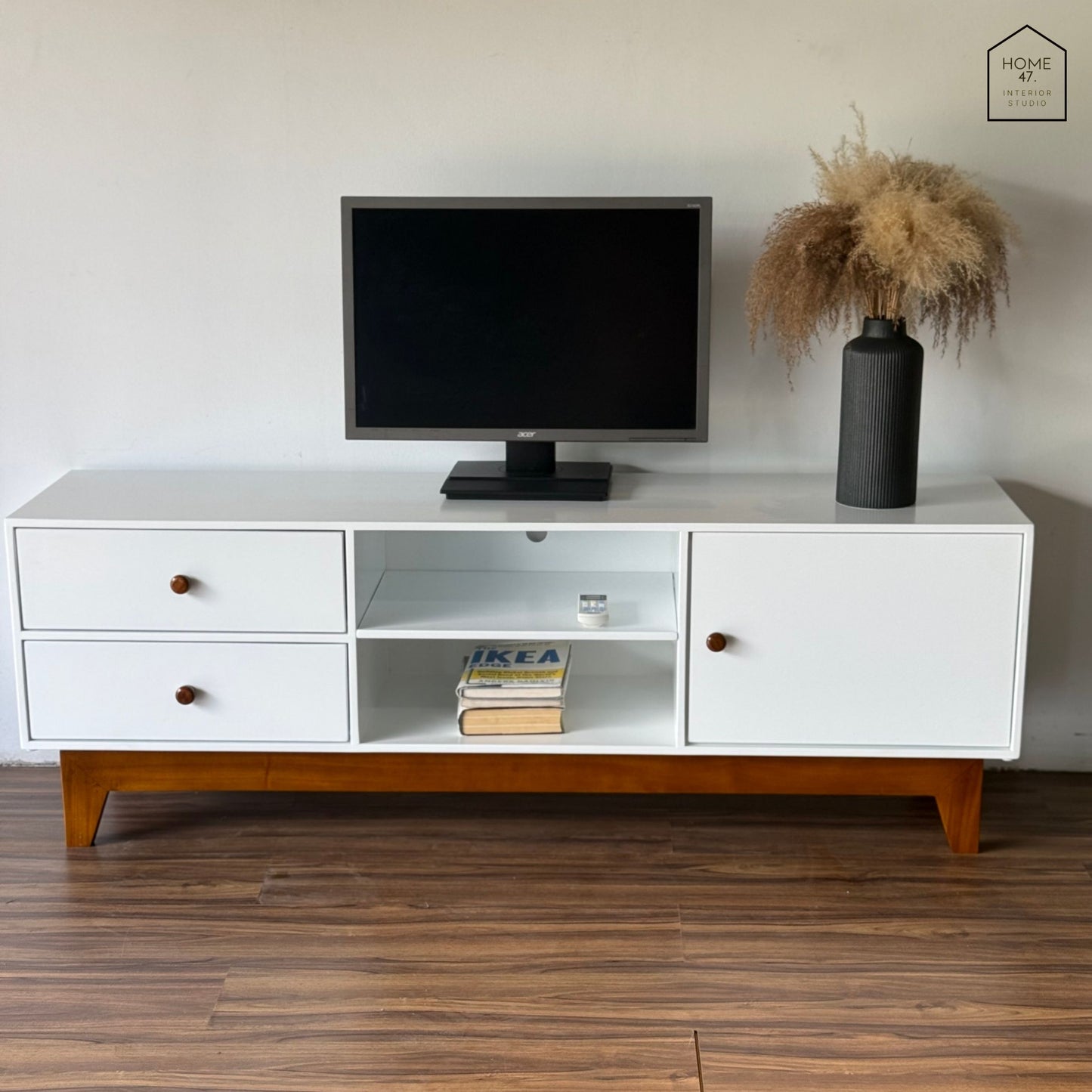 Tiel TV Console