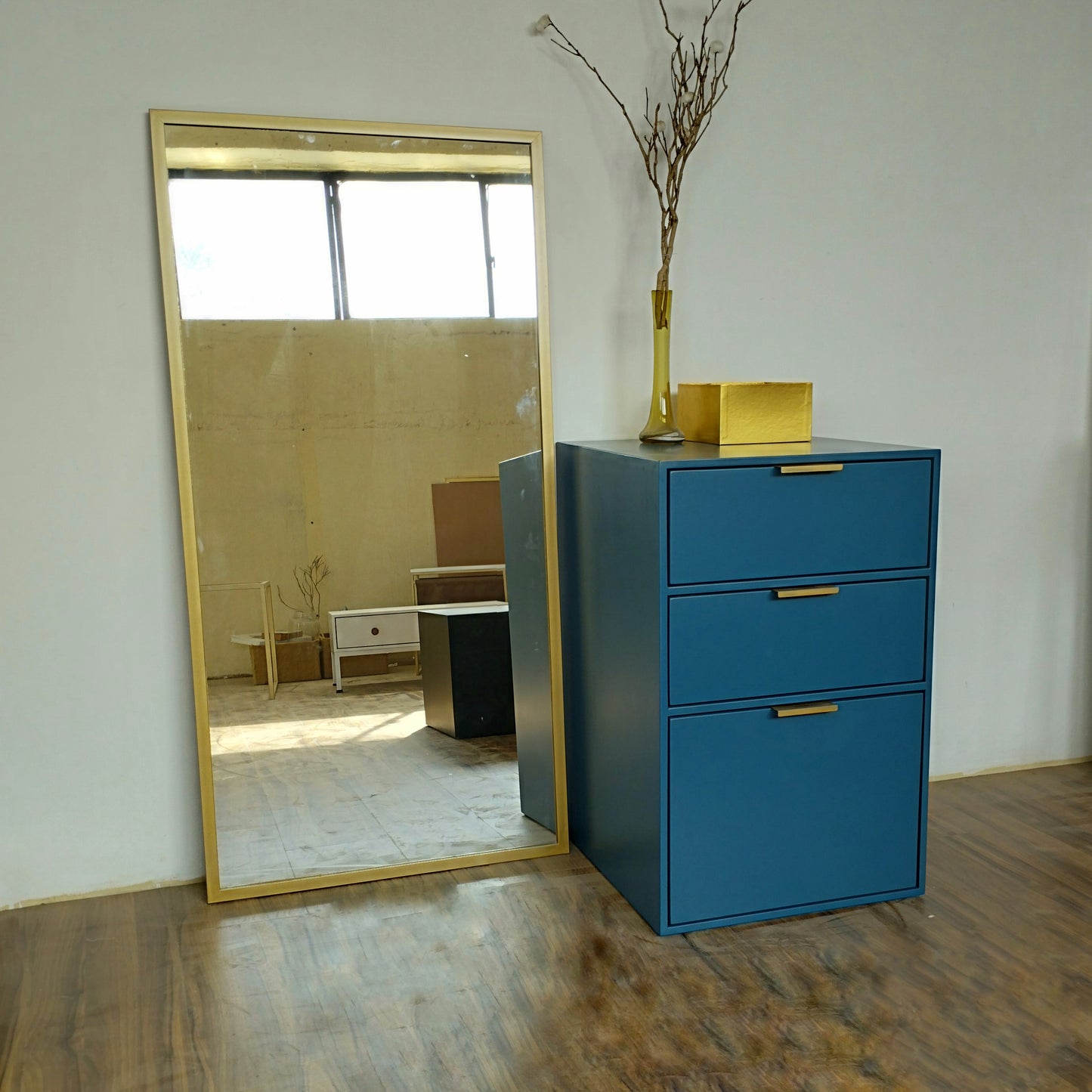 4 x 2 Mirror