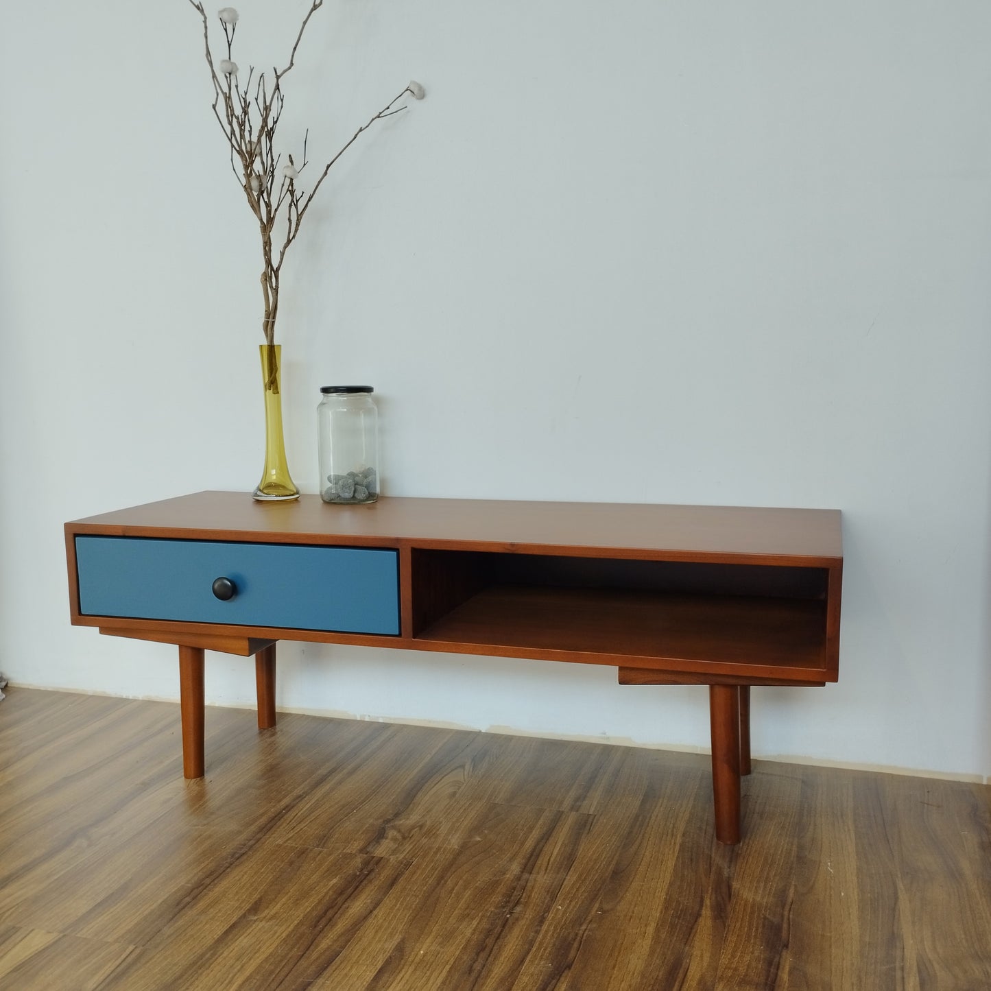 Madison Console
