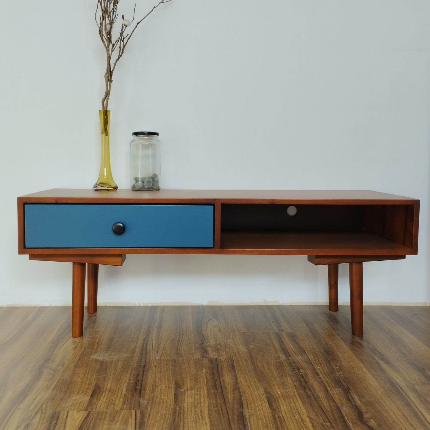 Madison Console