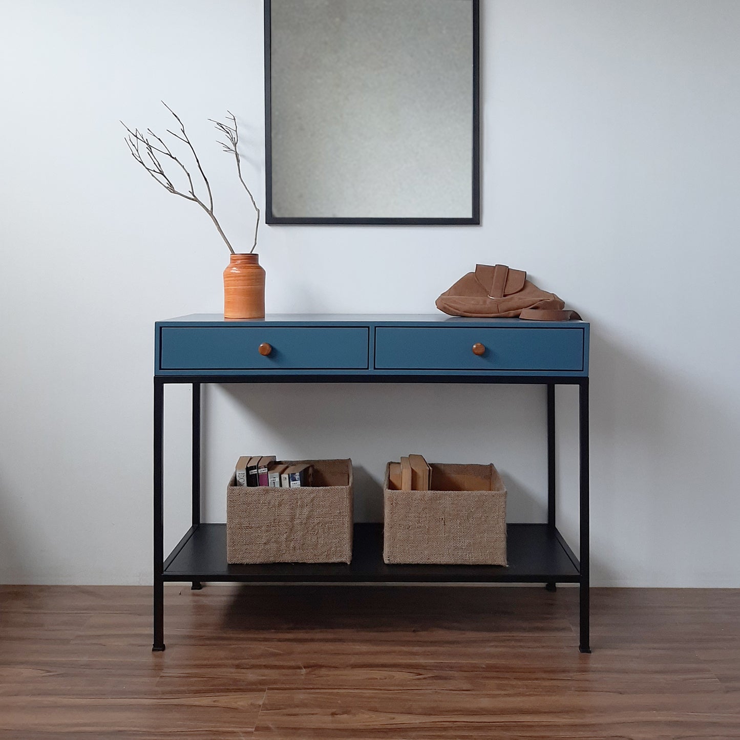 Shades Table (LS)