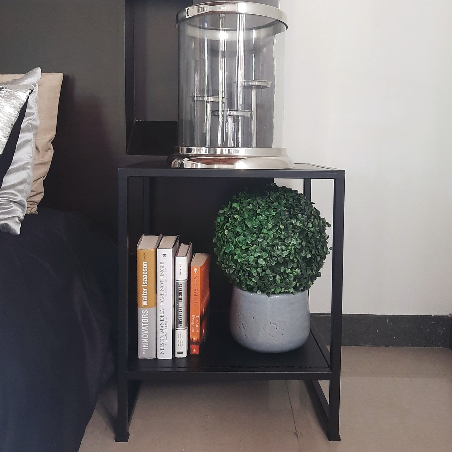 Abby Night Stand