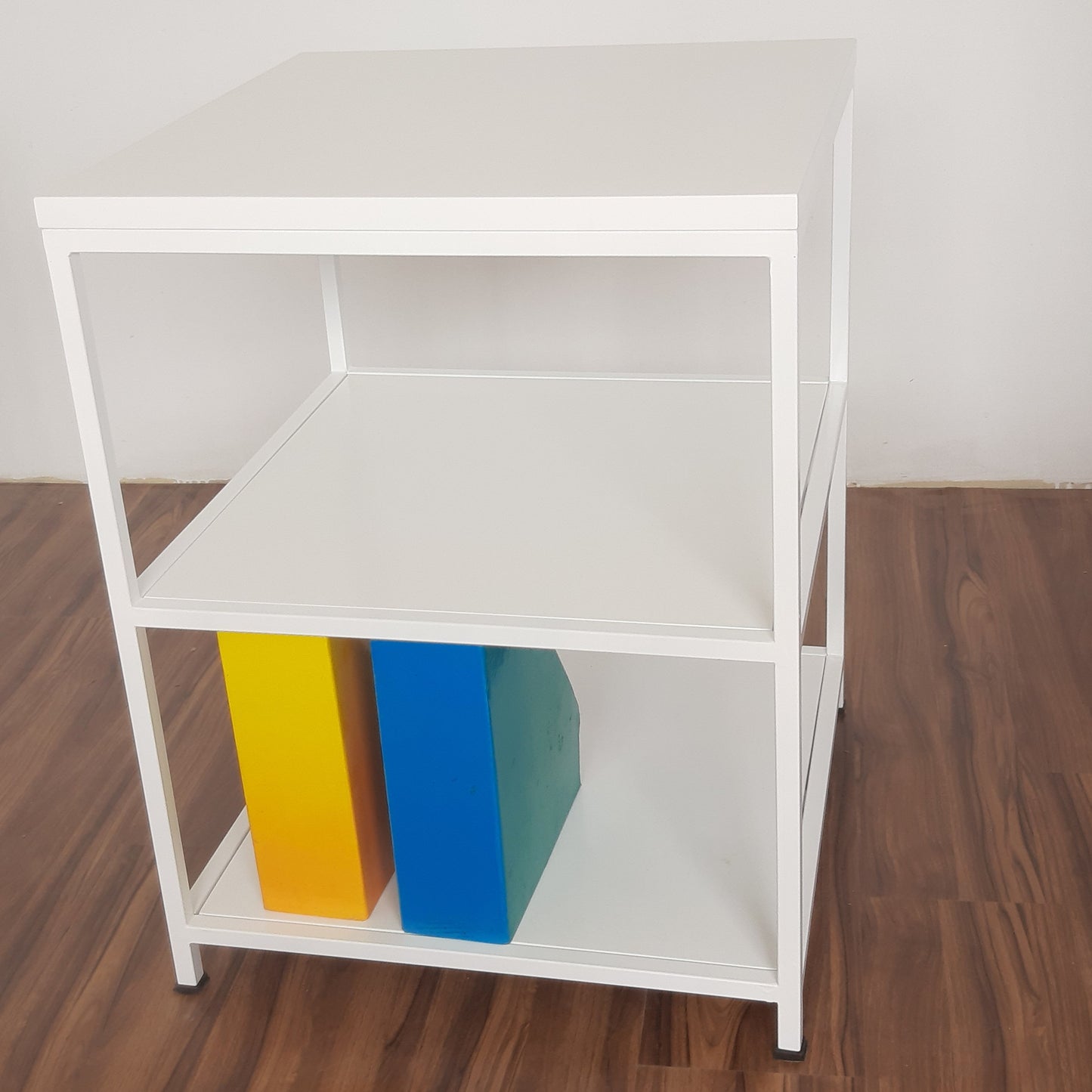Vista corner unit