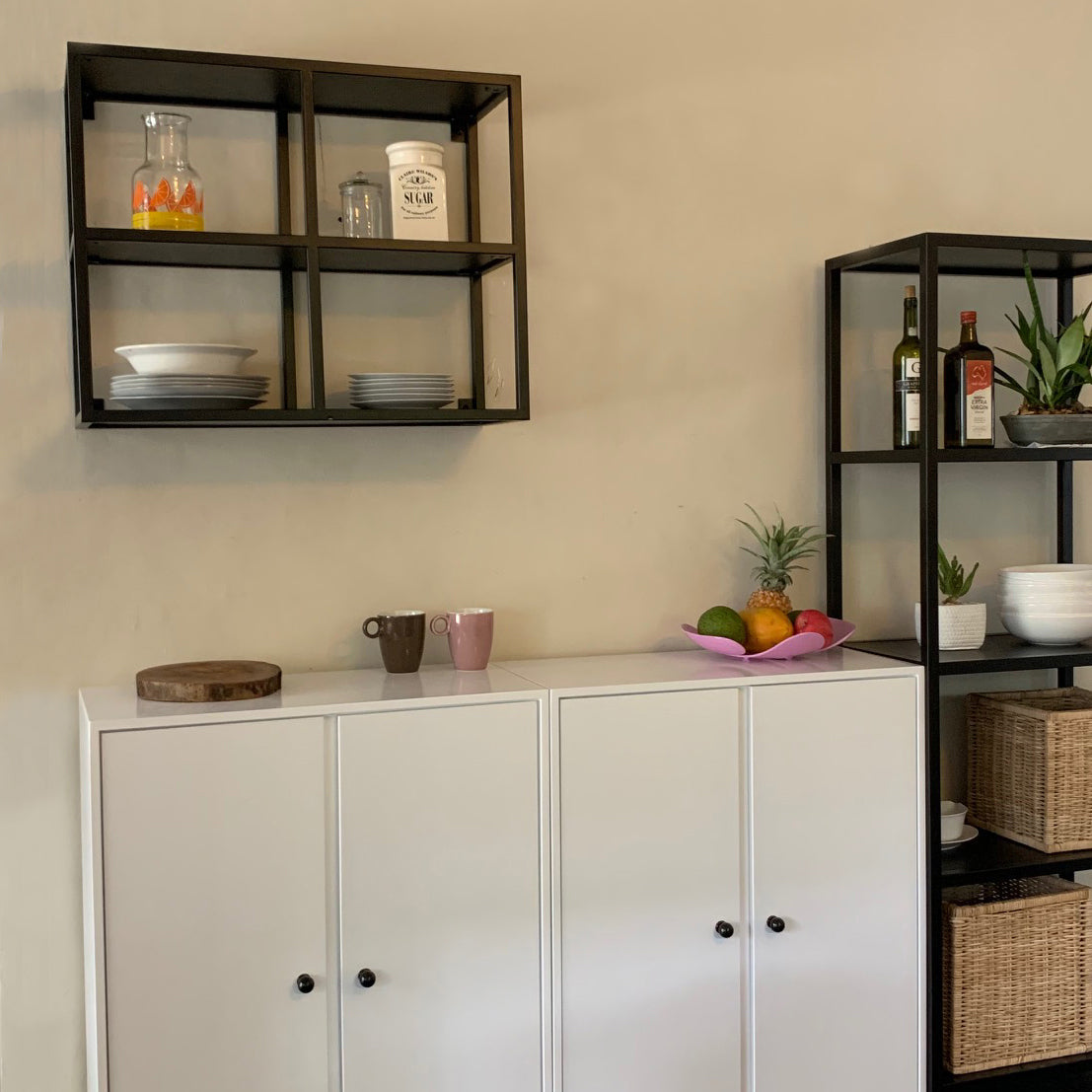 Liana wall rack