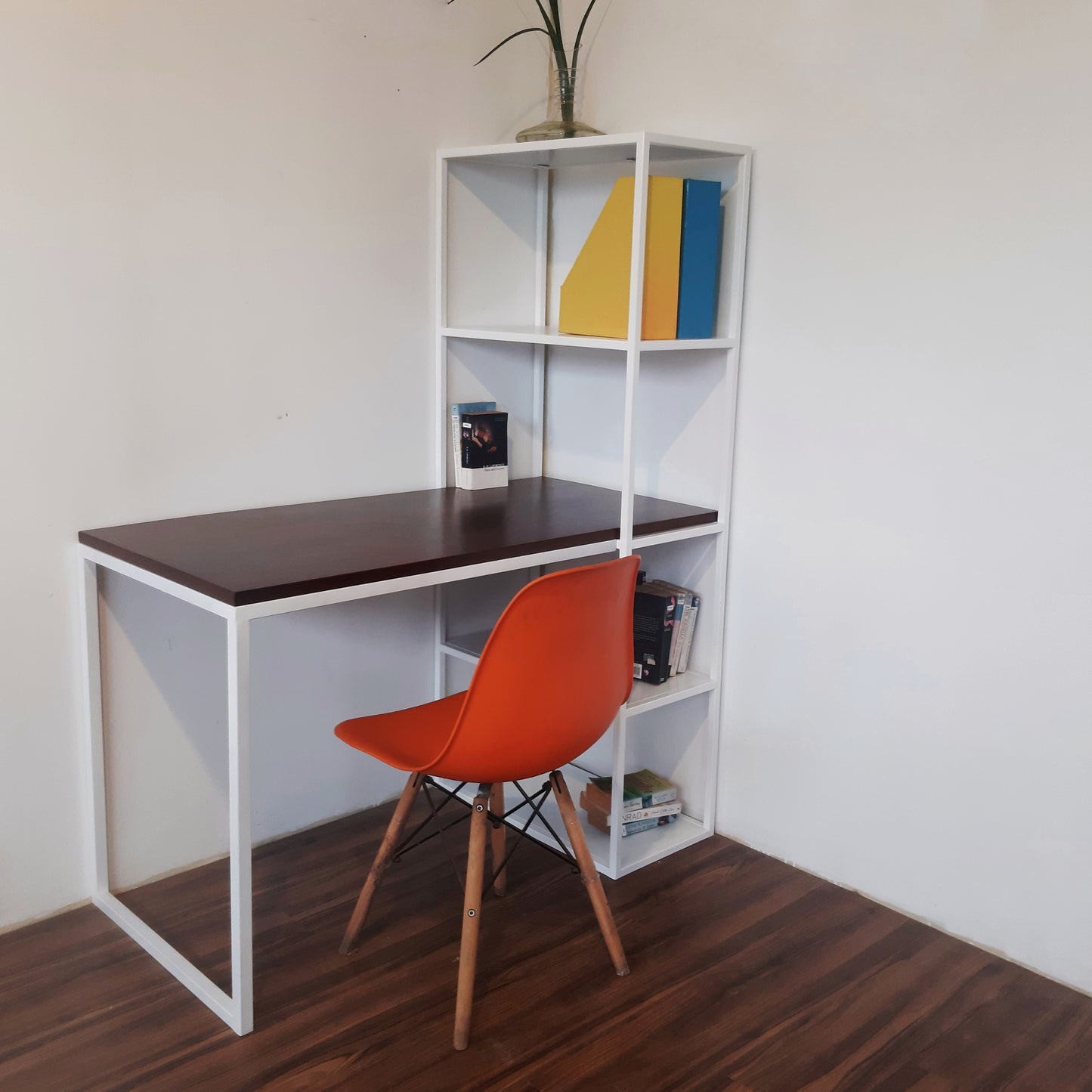 Breezer Work Station