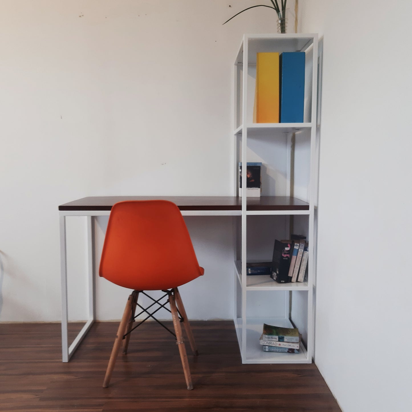 Breezer Work Station
