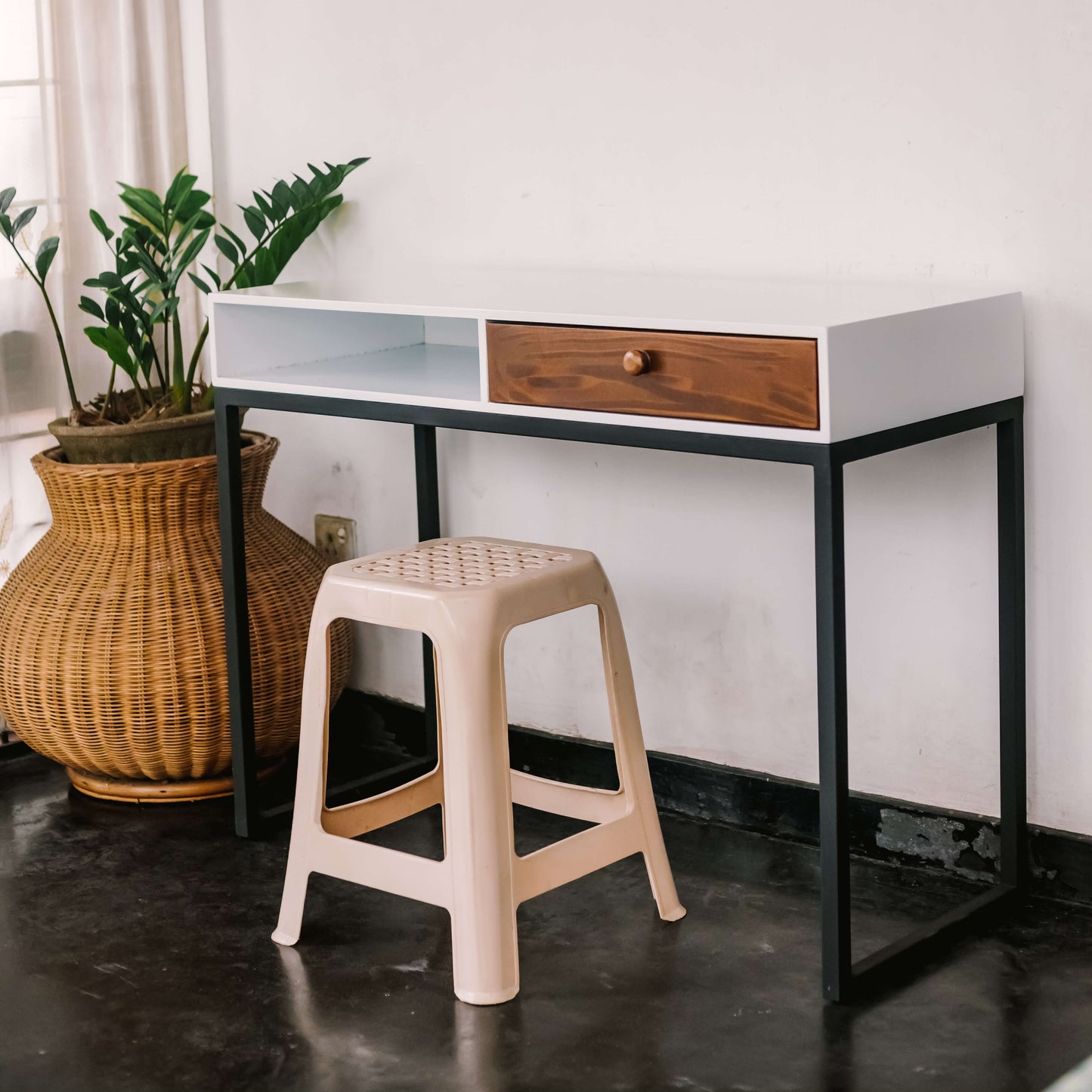Canva Table