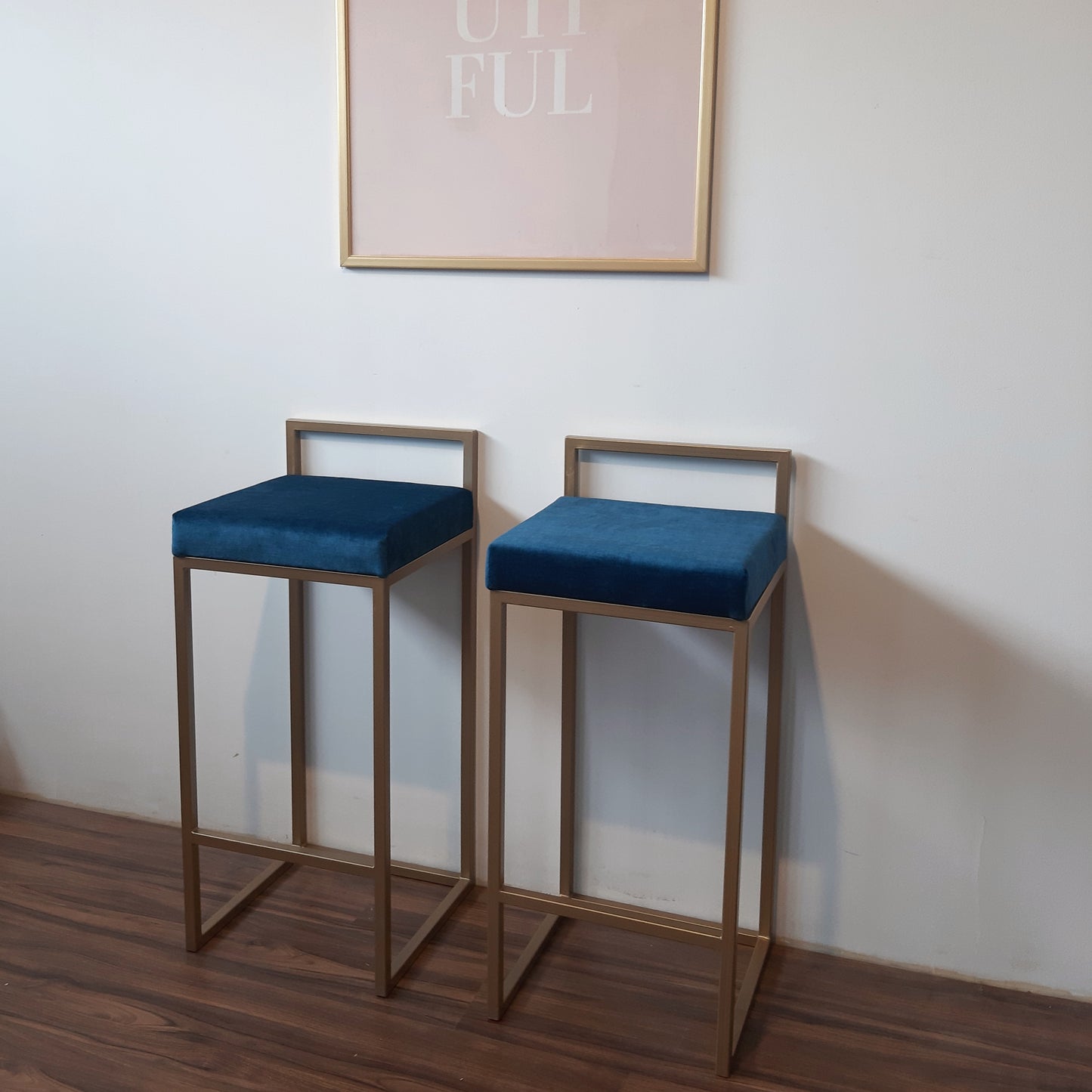 Glito Bar Stool