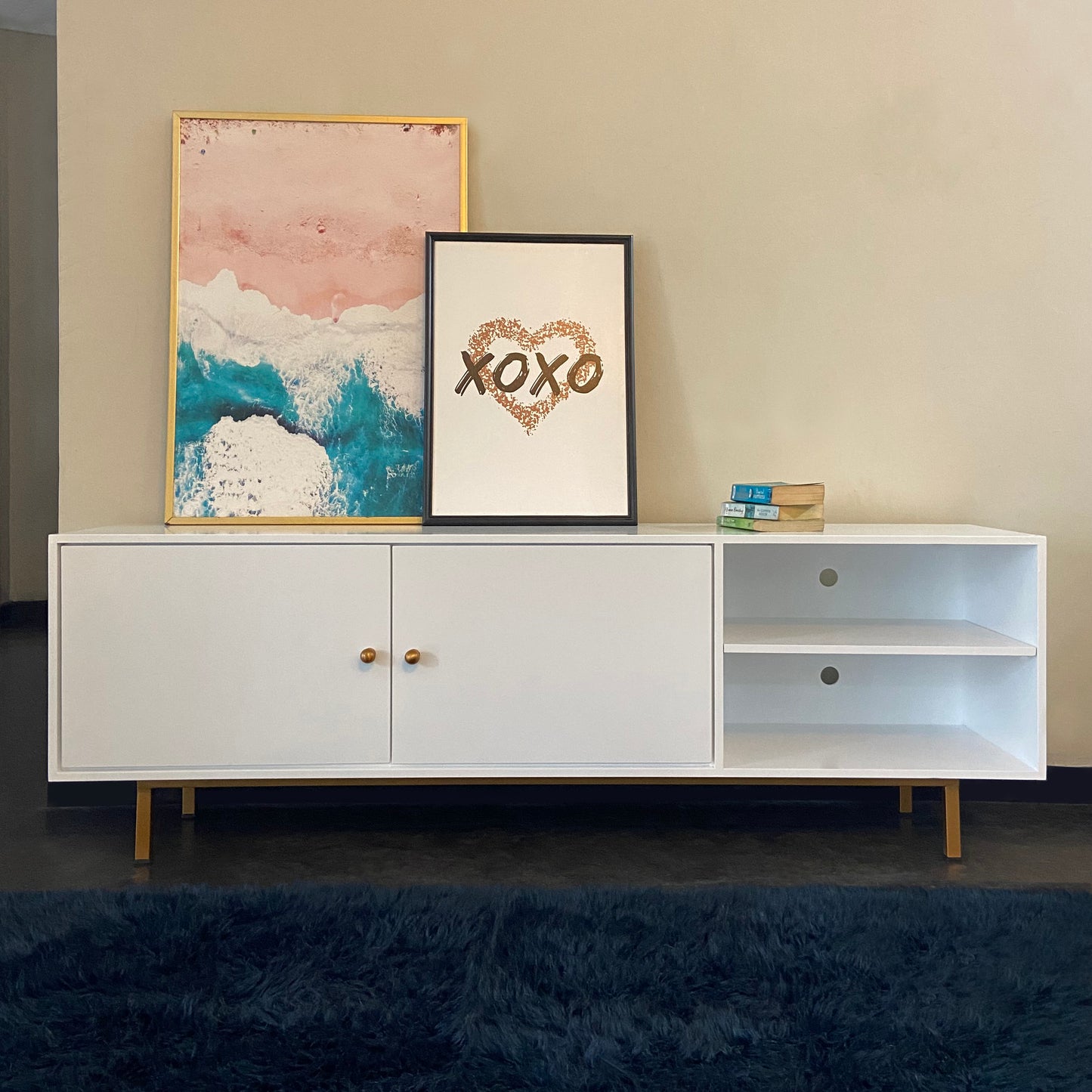 Metro TV Console