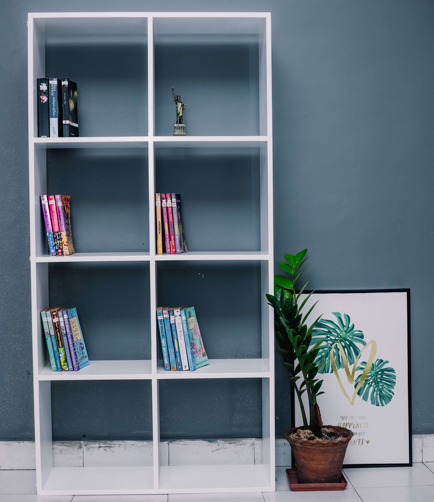 Leo Book Rack - Vertical