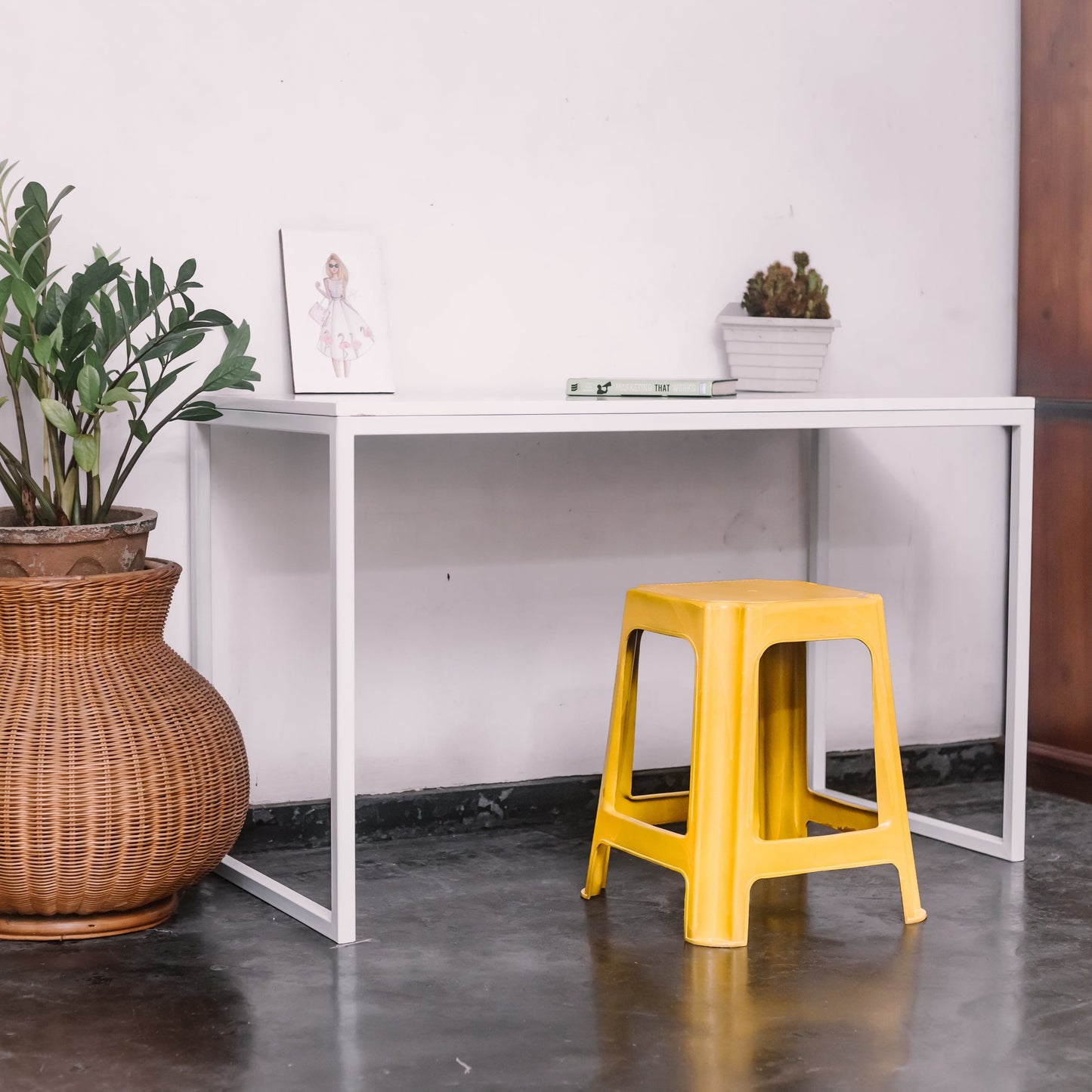 Vista Table - 4 x 2