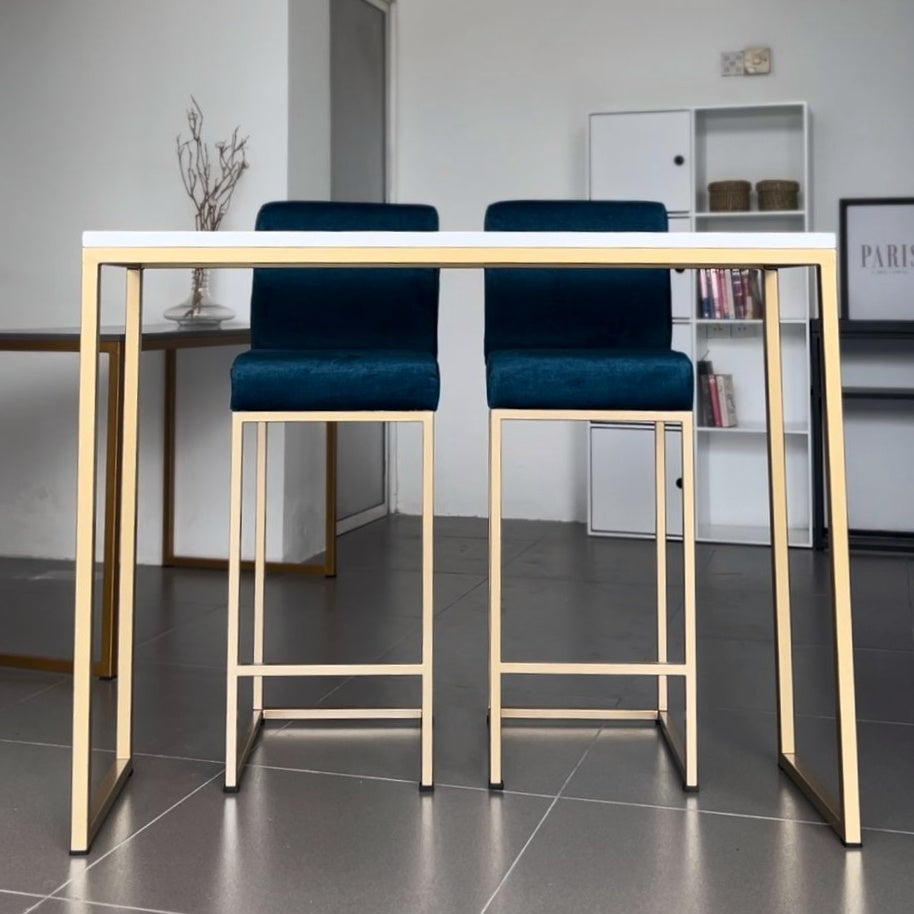 Streamline Bar Table + Chairs