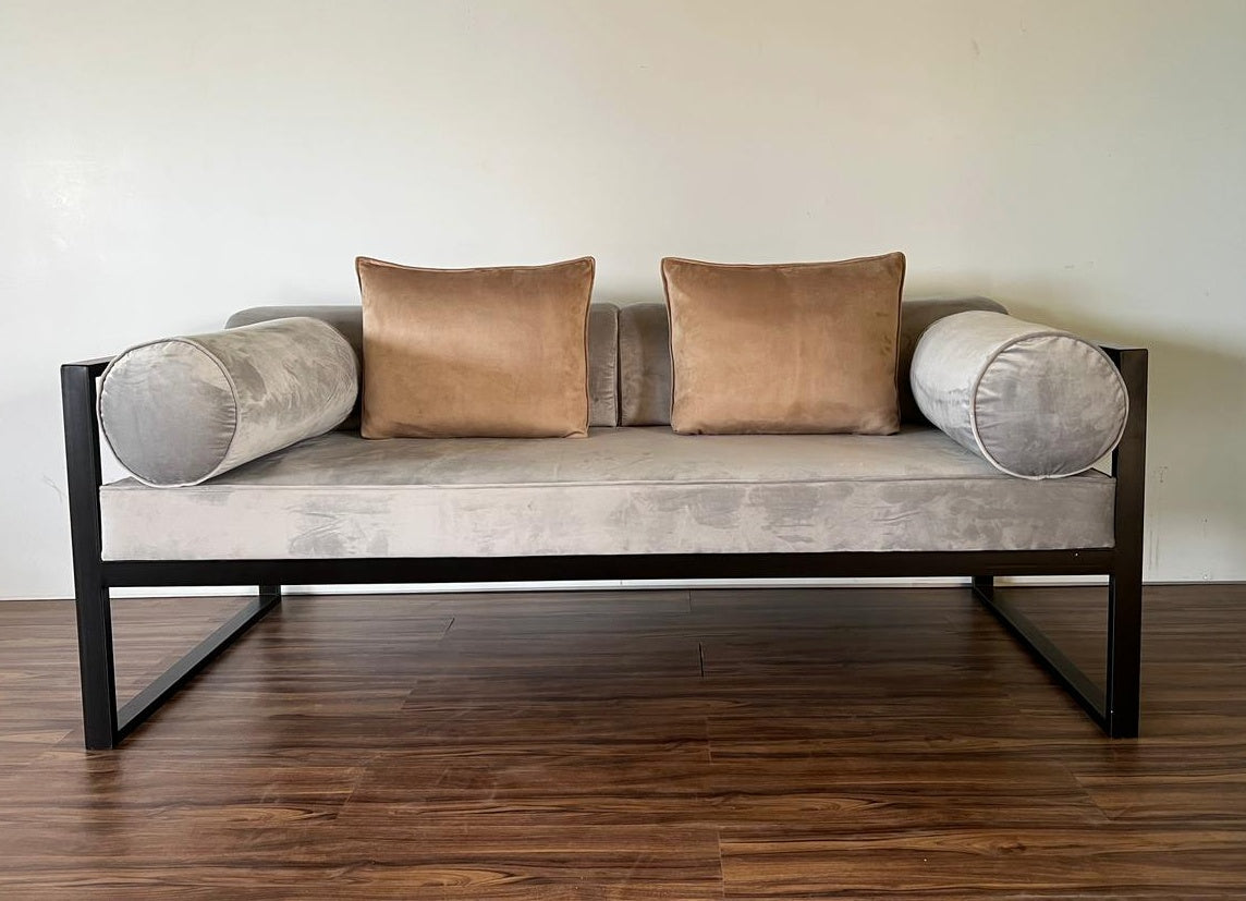 Vianna Sofa