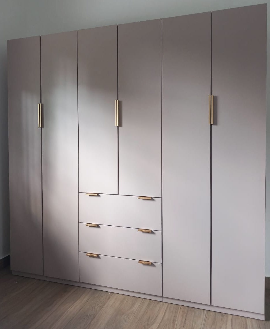 Vera Closet