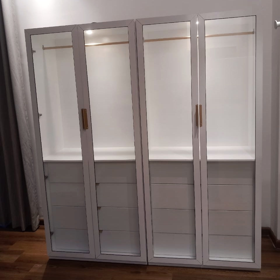 Selene Wardrobe