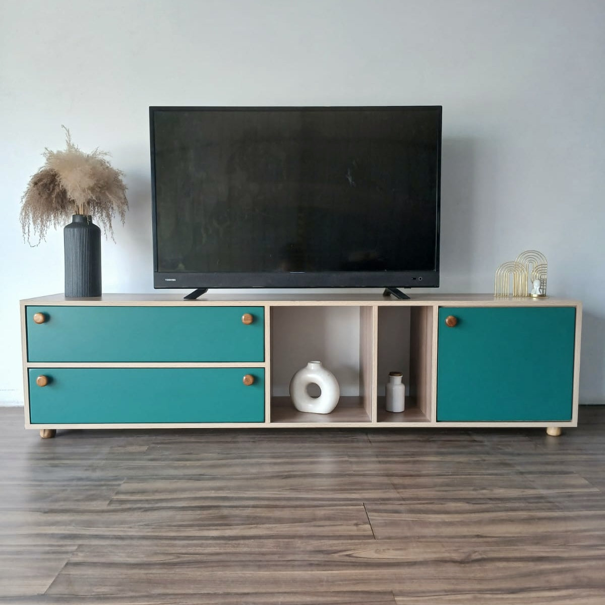 Divo TV Console