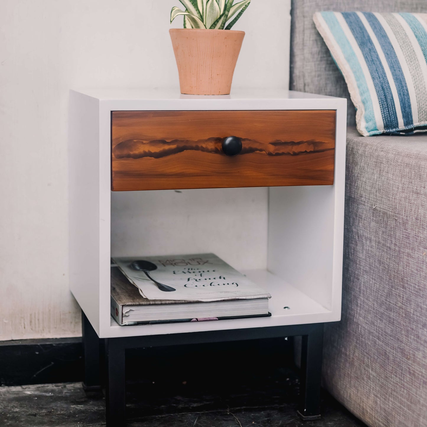 Cube Side Table - S